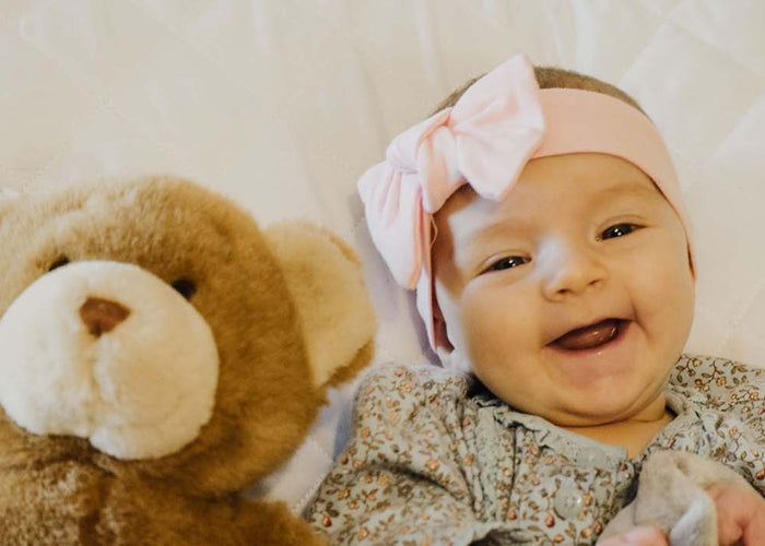 【0~3 歲寶寶成長里程碑】圖表總整理＋嬰兒發展階段小叮嚀