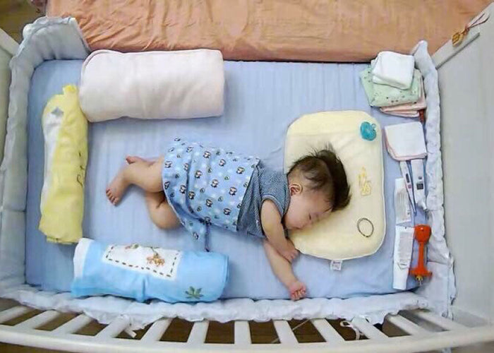 讓新手爸媽遠離焦慮不安，還有超清晰夜視畫面、自動拍照、口鼻覆蓋偵測！